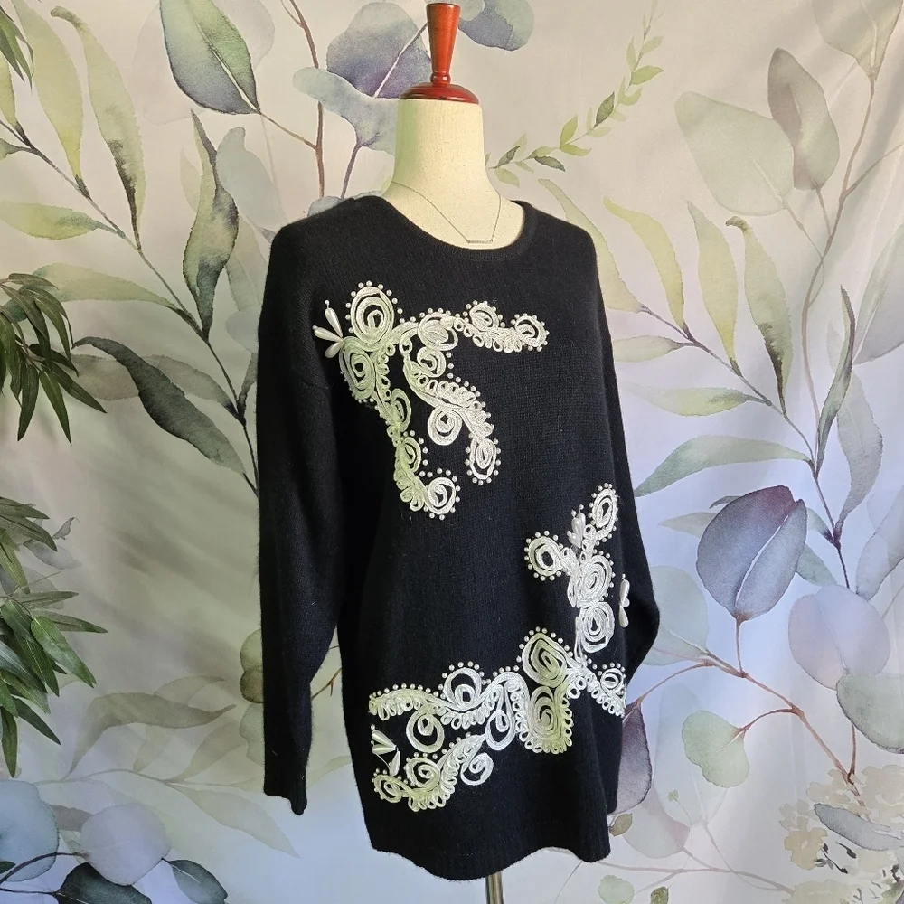 EMINENT | Vintage Lamb/Angora Rabbit Hair Embroidered Pearl Beaded Sweater sz M - Picture 2 of 8